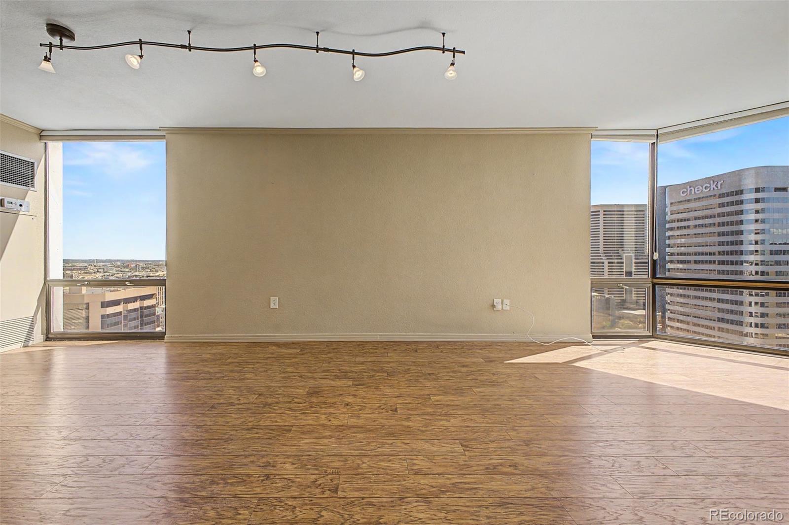 MLS Image #14 for 1625  larimer street 2805,denver, Colorado