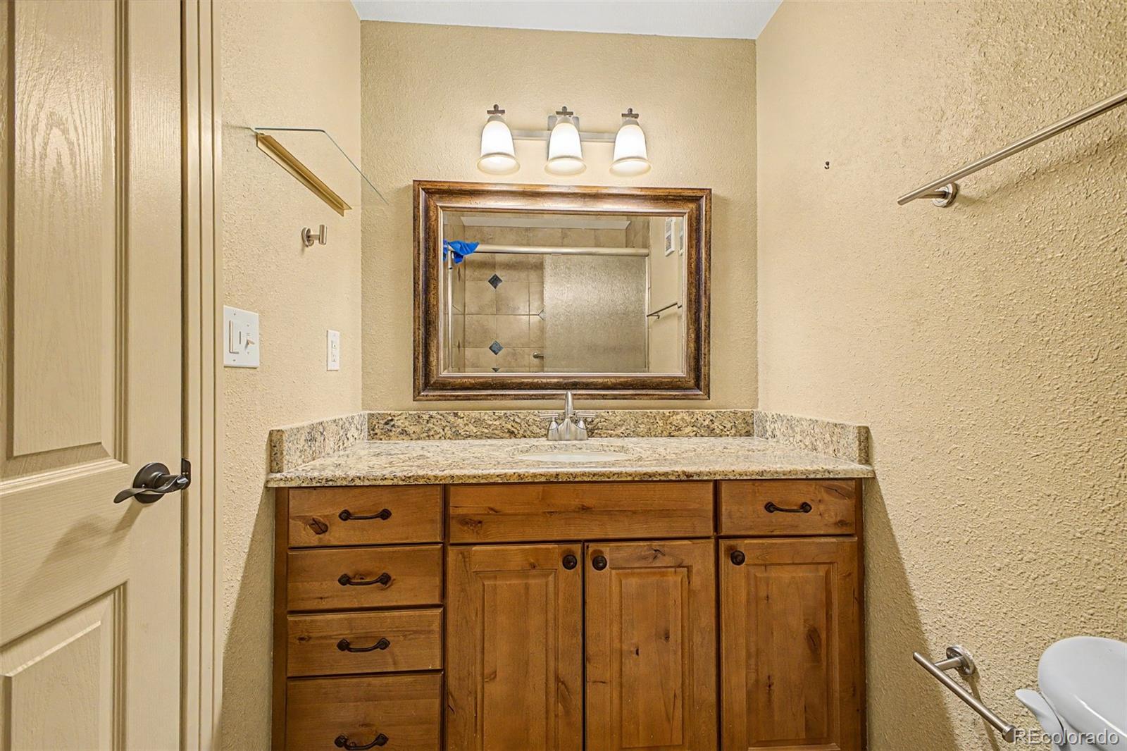 MLS Image #22 for 1625  larimer street 2805,denver, Colorado