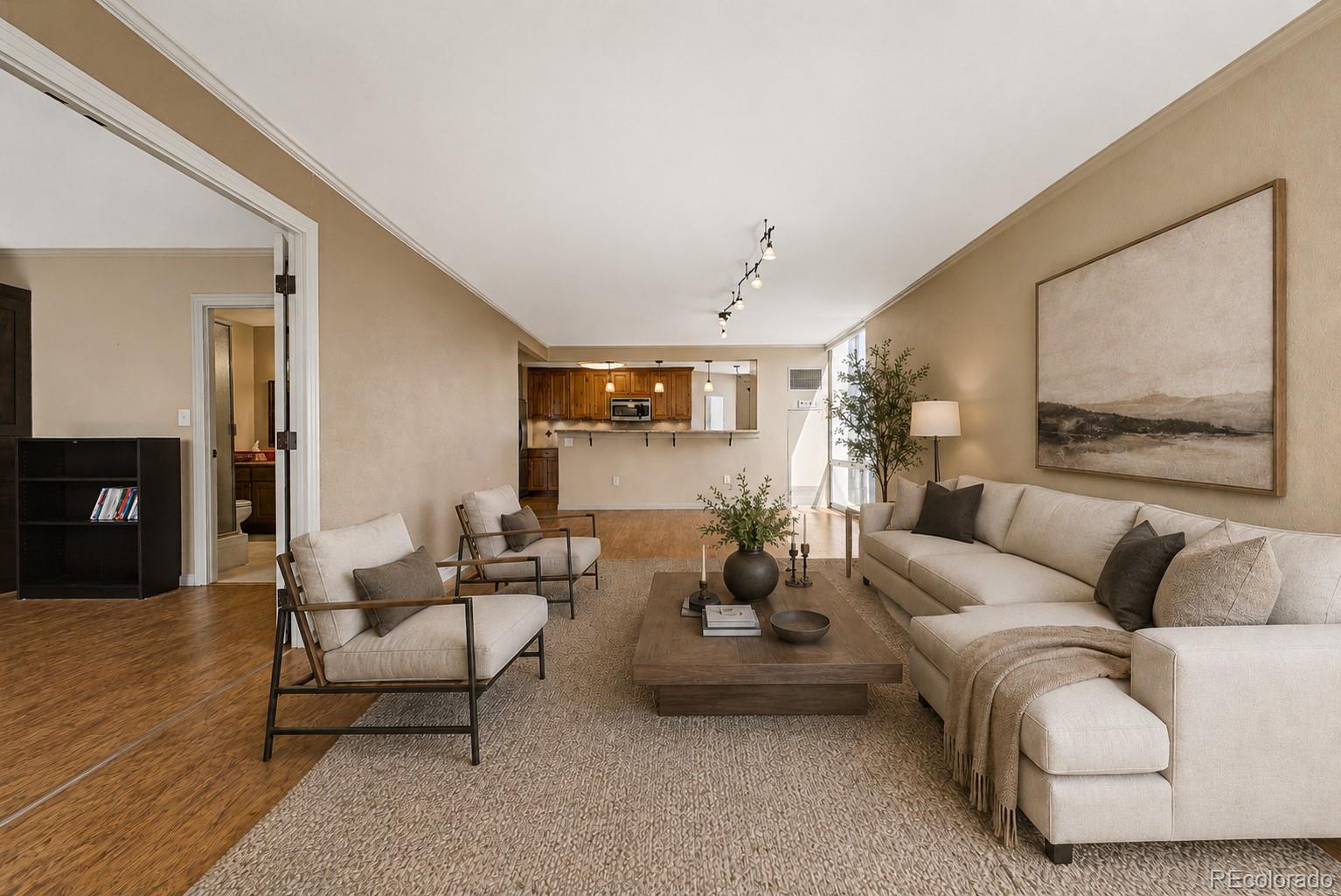 MLS Image #3 for 1625  larimer street 2805,denver, Colorado