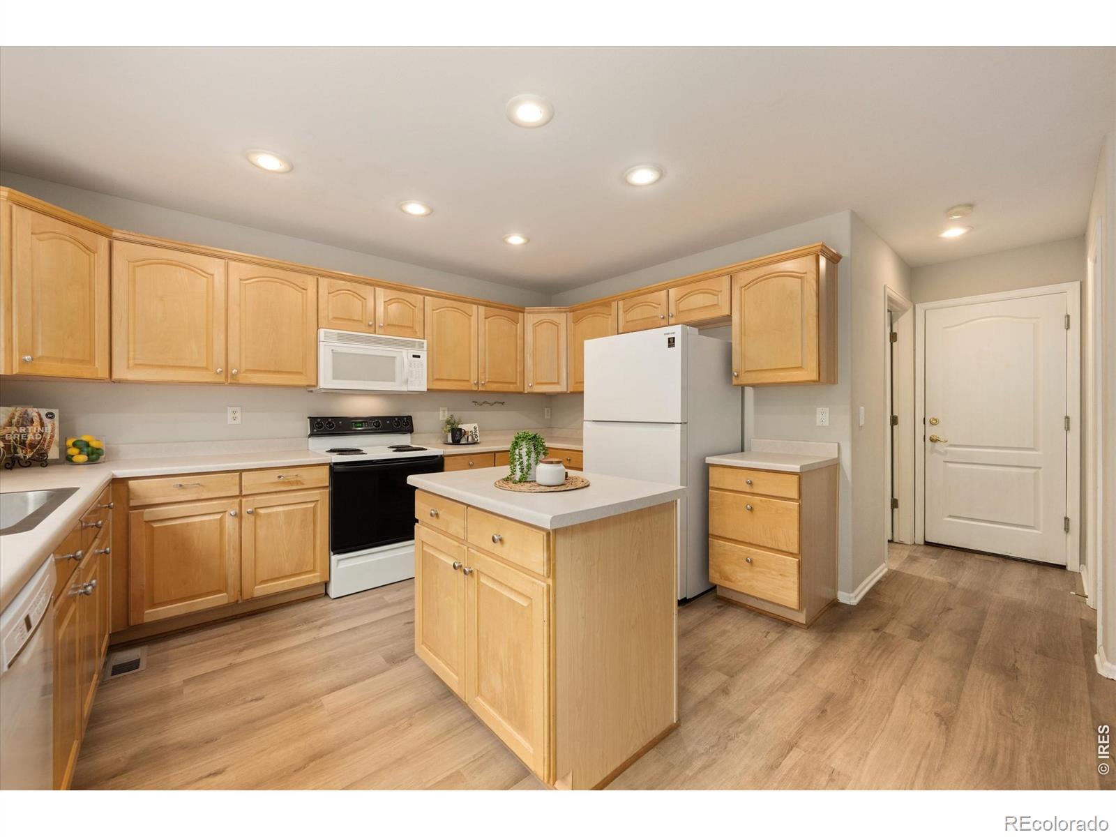 MLS Image #15 for 6814  montserrat drive,fort collins, Colorado