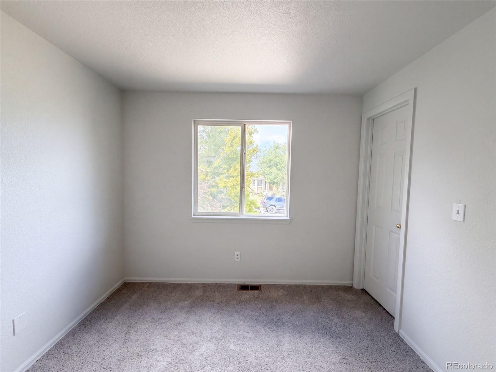 MLS Image #11 for 9537  clayton court,thornton, Colorado