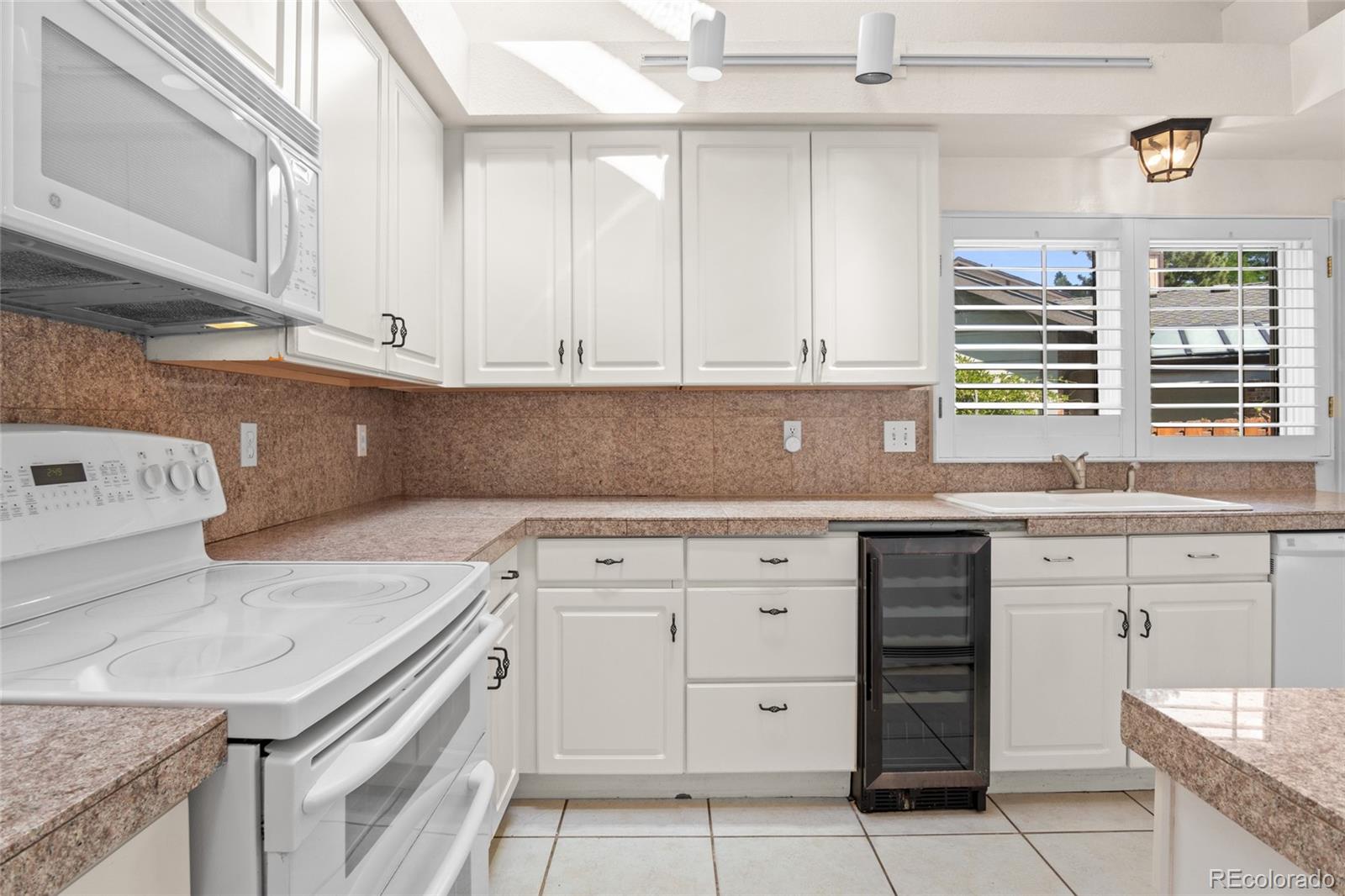 MLS Image #22 for 10157 e fair circle,englewood, Colorado