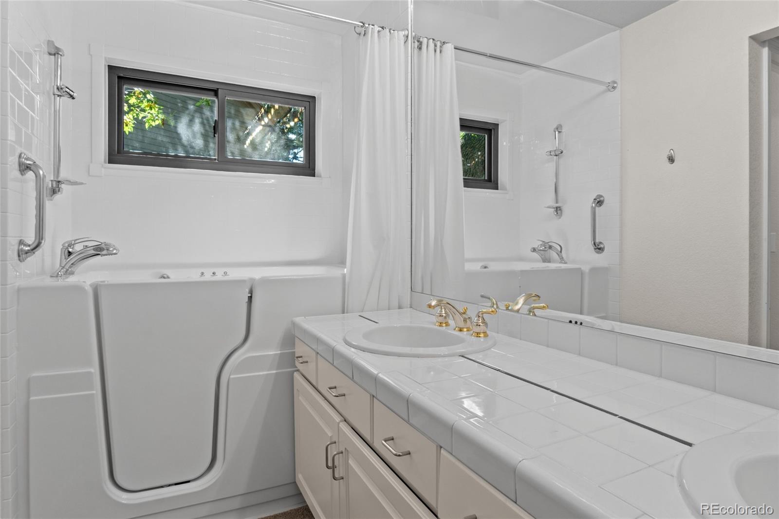 MLS Image #33 for 10157 e fair circle,englewood, Colorado