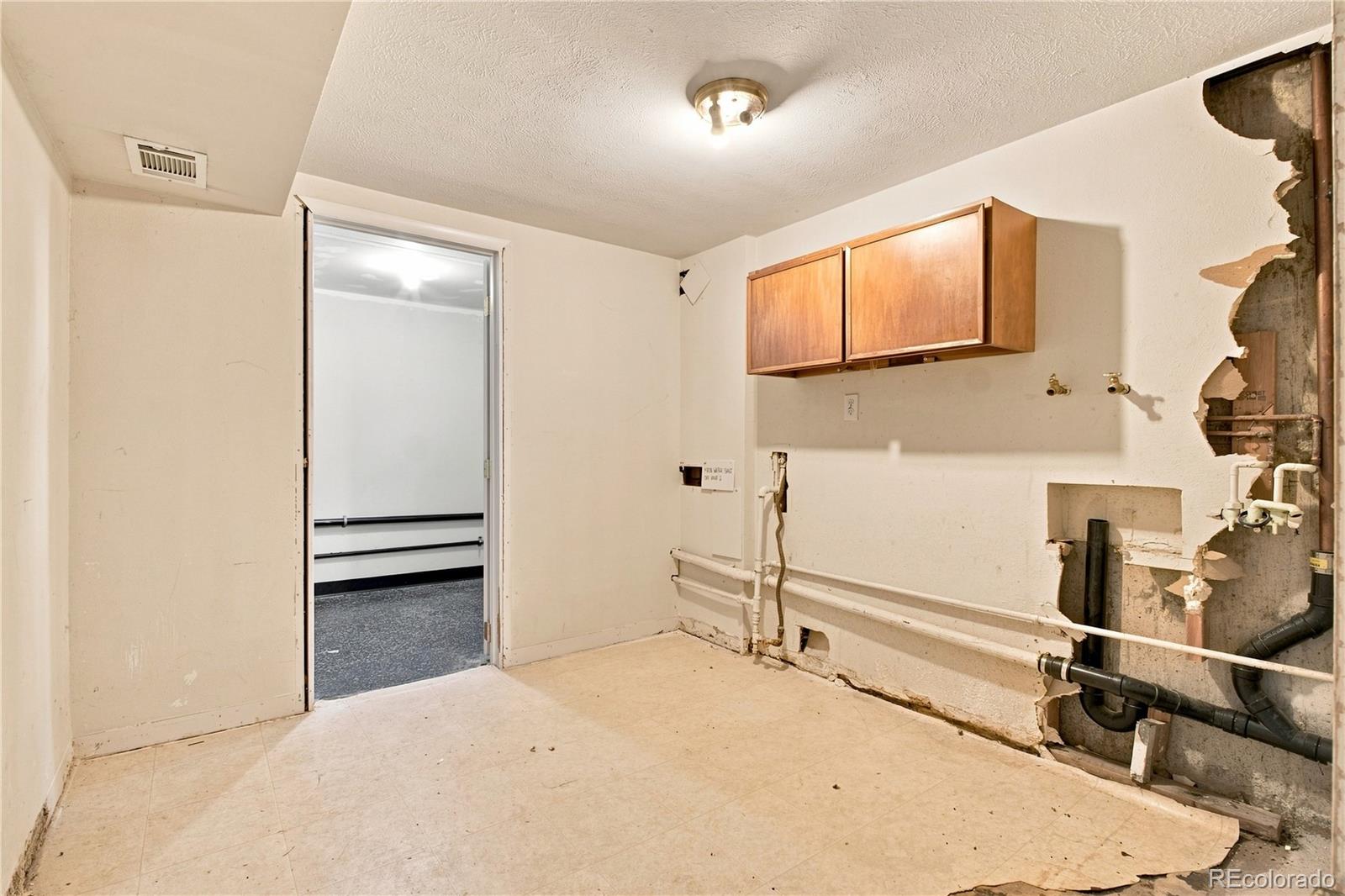 MLS Image #10 for 6974 s lakeview street,littleton, Colorado