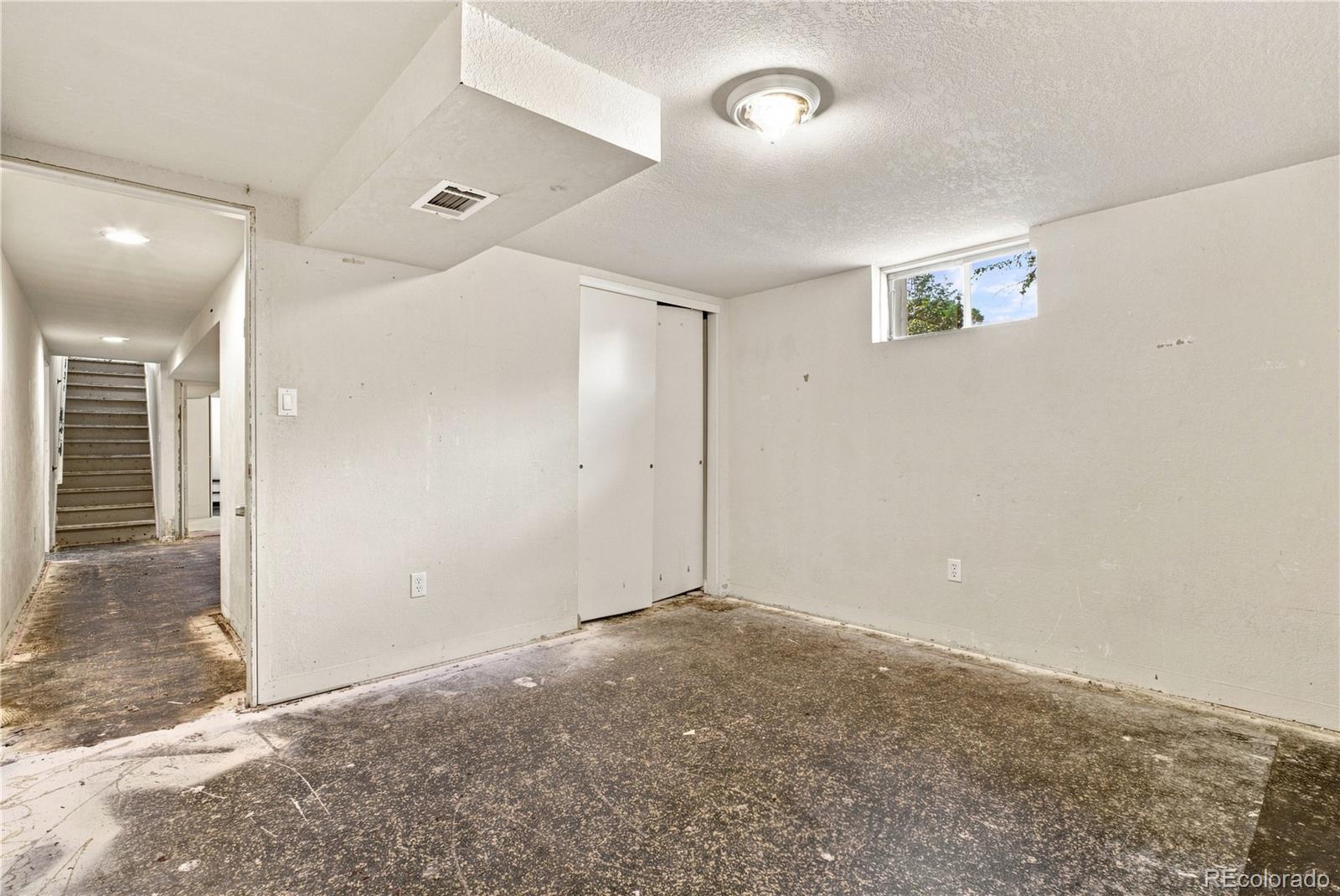 MLS Image #12 for 6974 s lakeview street,littleton, Colorado