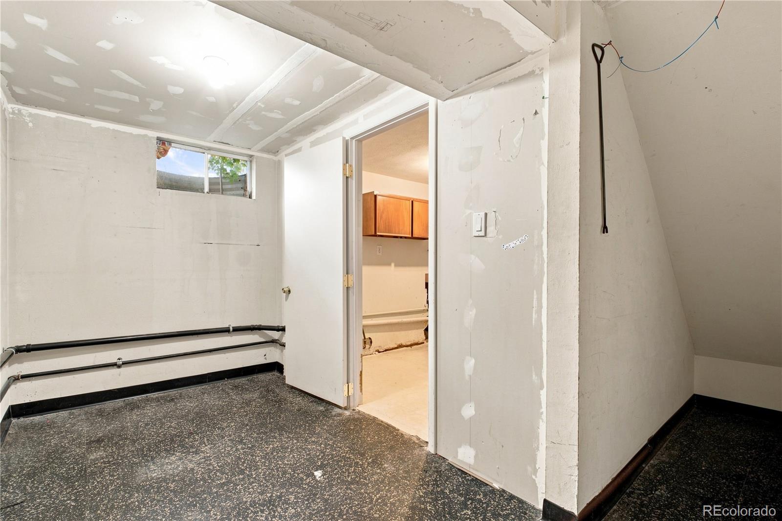 MLS Image #13 for 6974 s lakeview street,littleton, Colorado