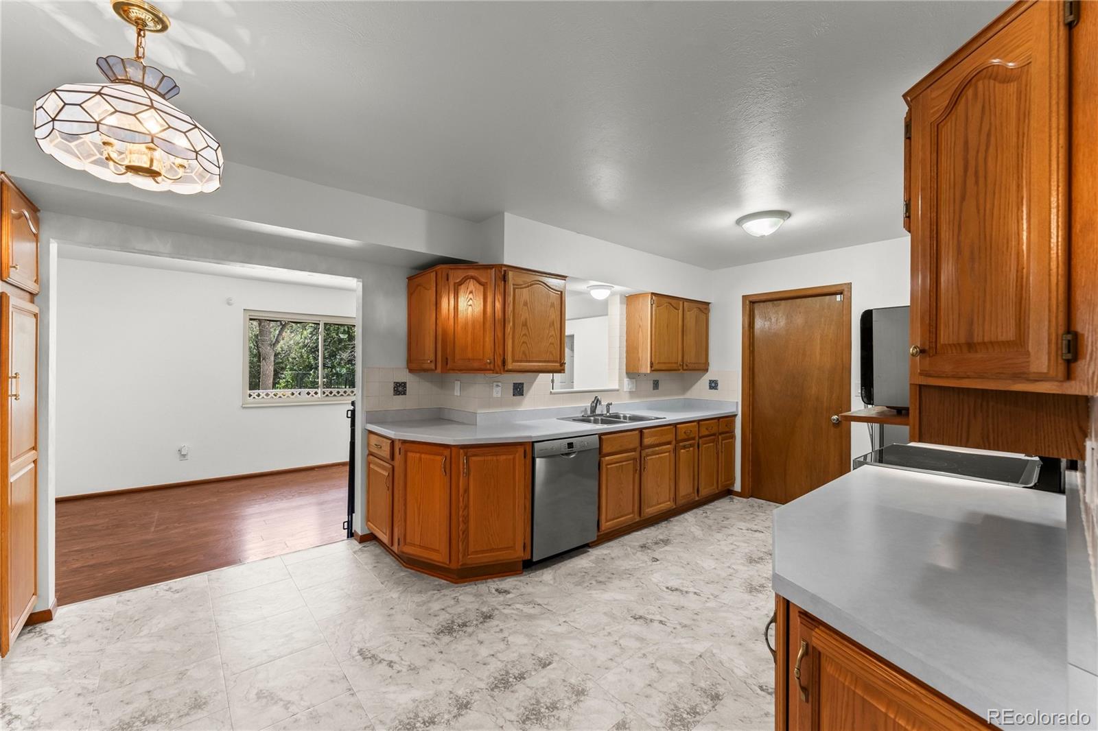 MLS Image #12 for 4025 n carefree circle,colorado springs, Colorado