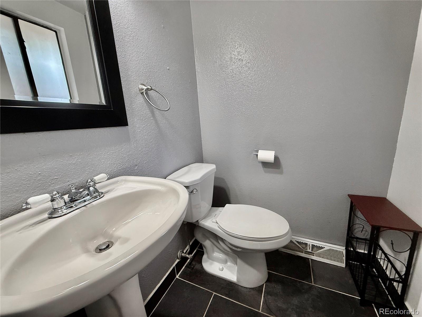 MLS Image #10 for 6486 w 80th drive,arvada, Colorado