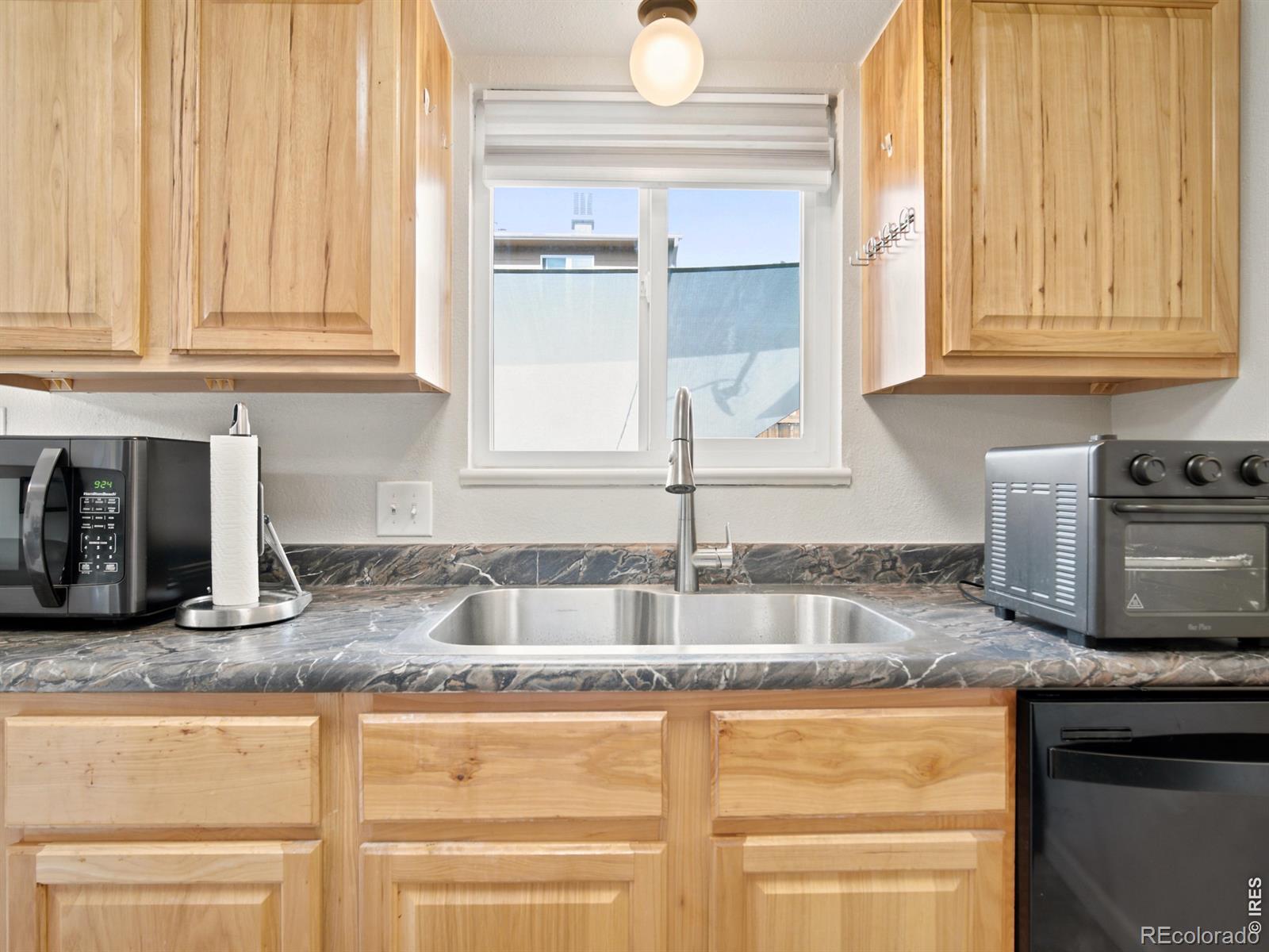 MLS Image #14 for 535  garland court,clifton, Colorado