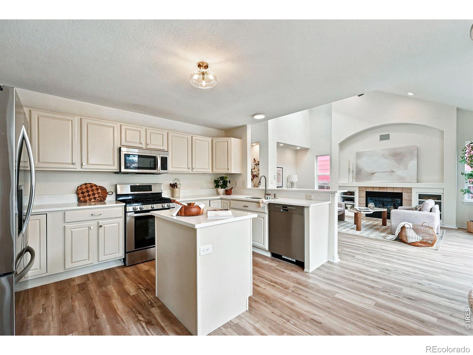 MLS Image #8 for 332  conrad drive,erie, Colorado