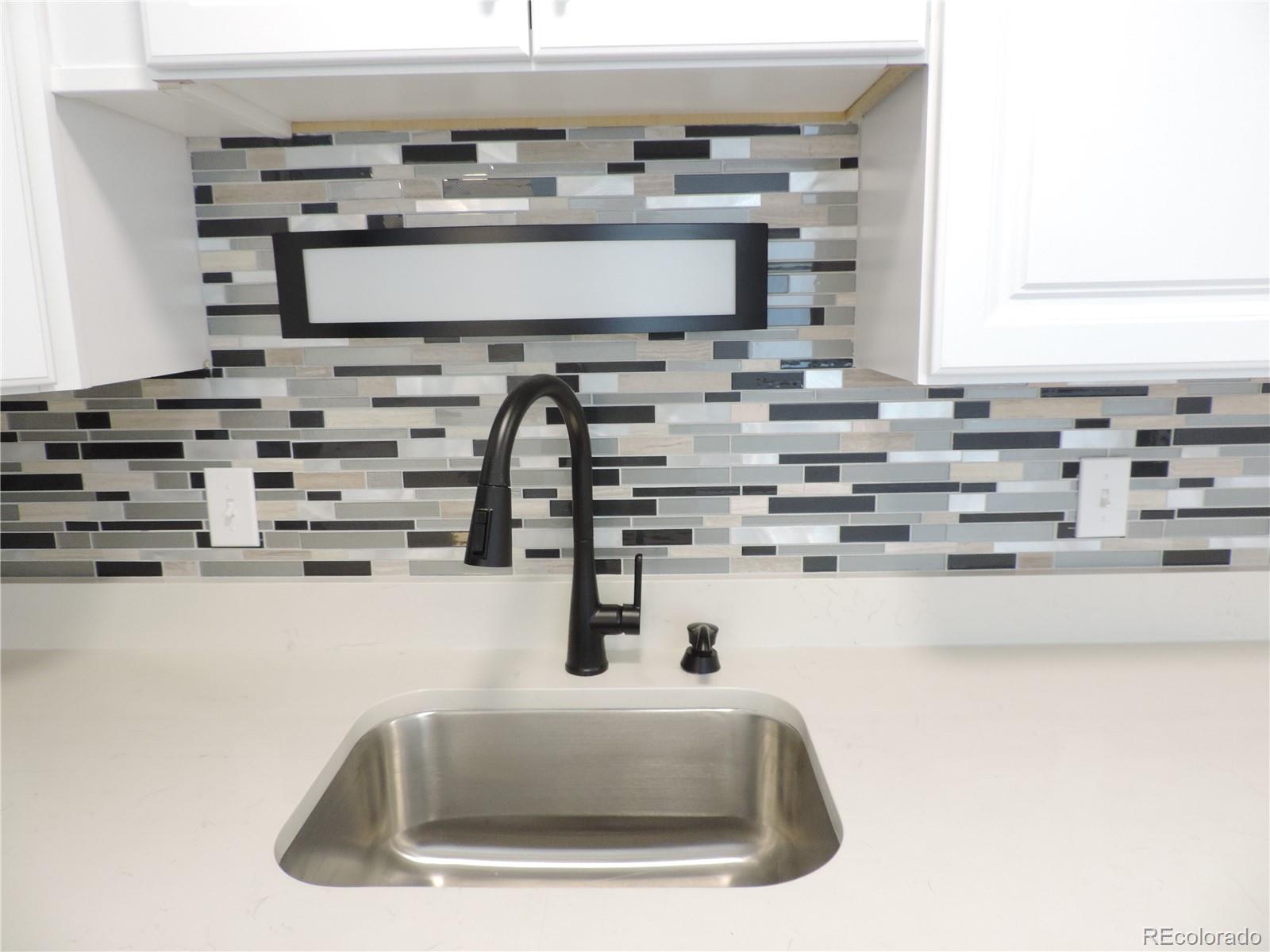 MLS Image #4 for 1845  kendall street,denver, Colorado