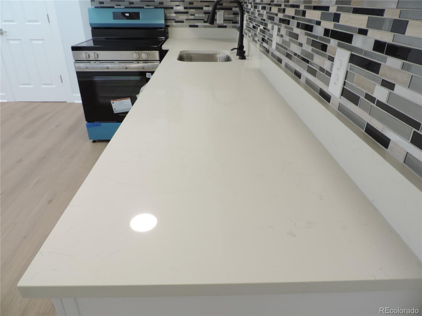 MLS Image #7 for 1845  kendall street,denver, Colorado