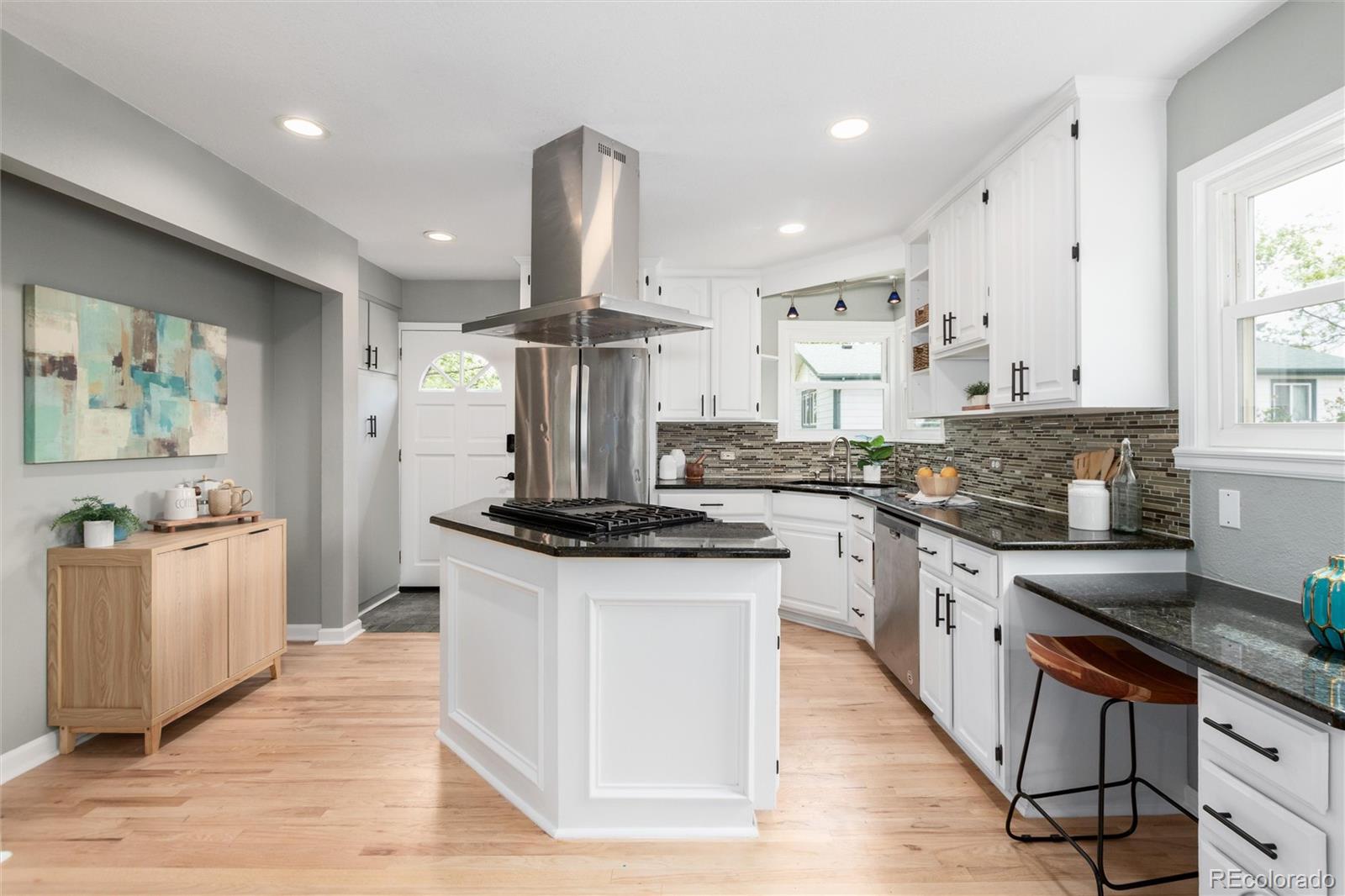 MLS Image #7 for 9525 w 11th avenue,lakewood, Colorado