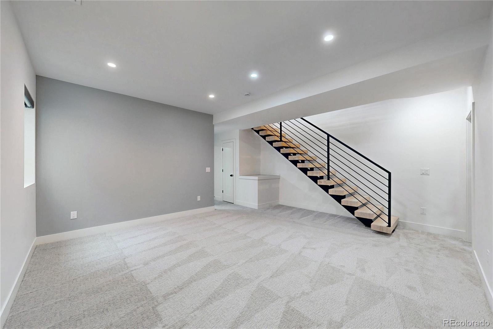 MLS Image #27 for 2403 s franklin ,denver, Colorado