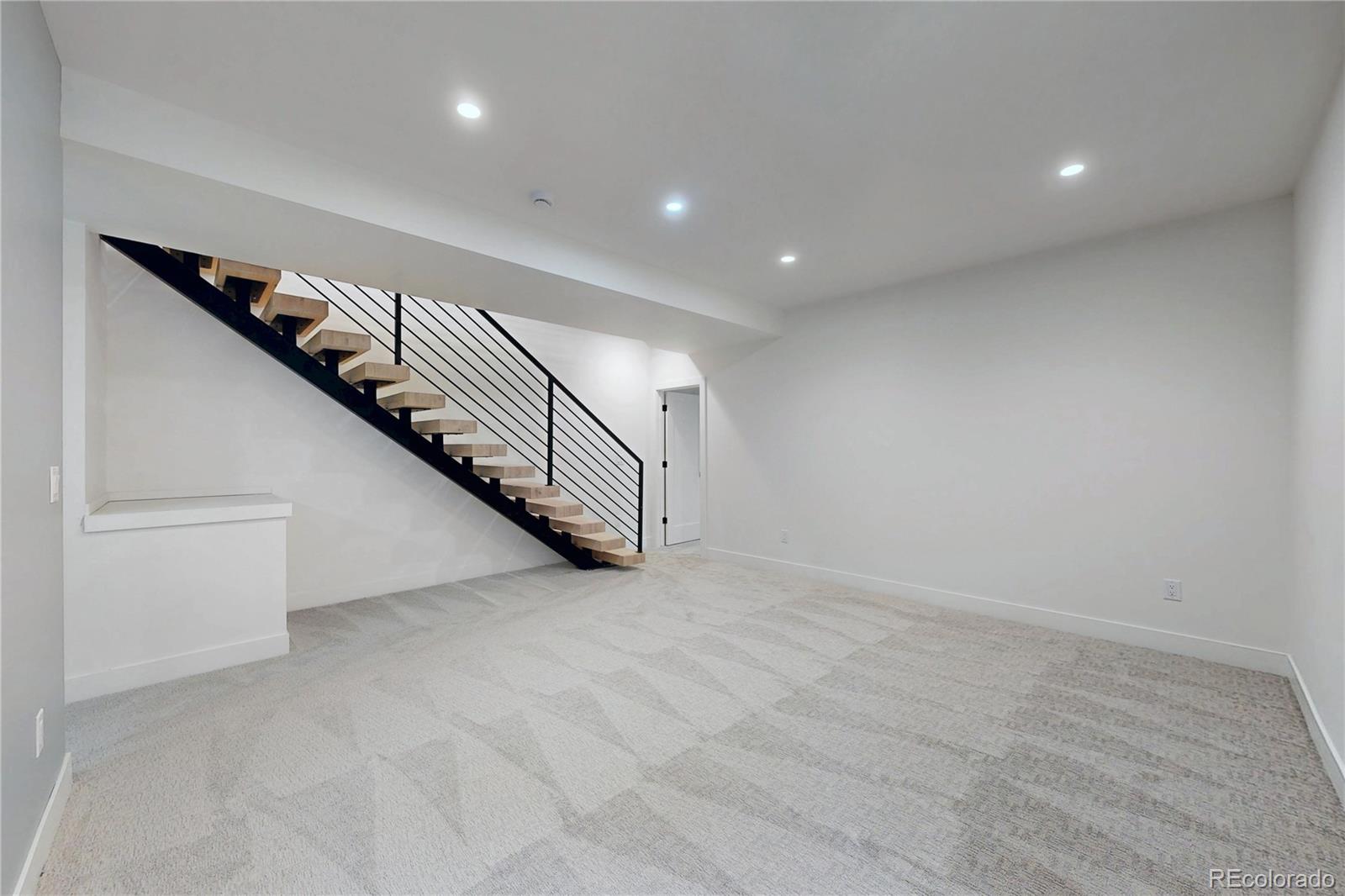 MLS Image #28 for 2403 s franklin ,denver, Colorado