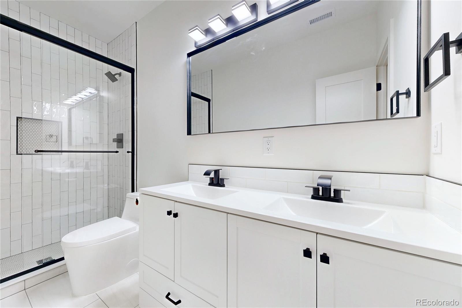 MLS Image #34 for 2403 s franklin ,denver, Colorado