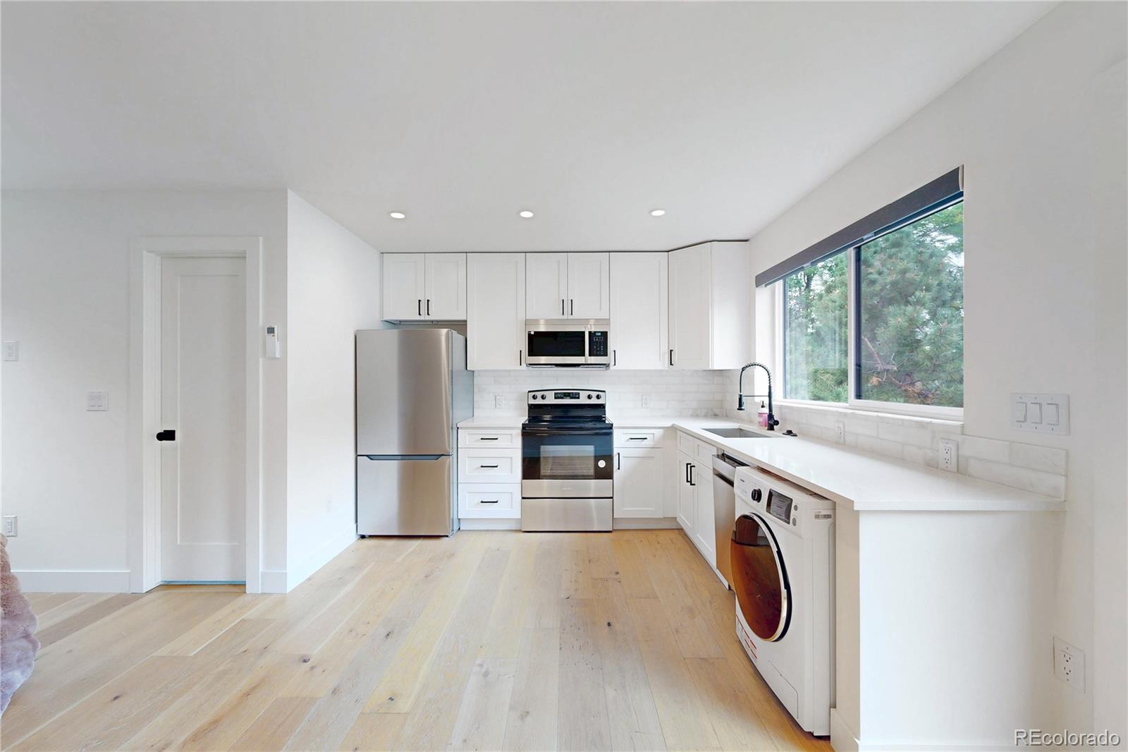 MLS Image #37 for 2403 s franklin ,denver, Colorado