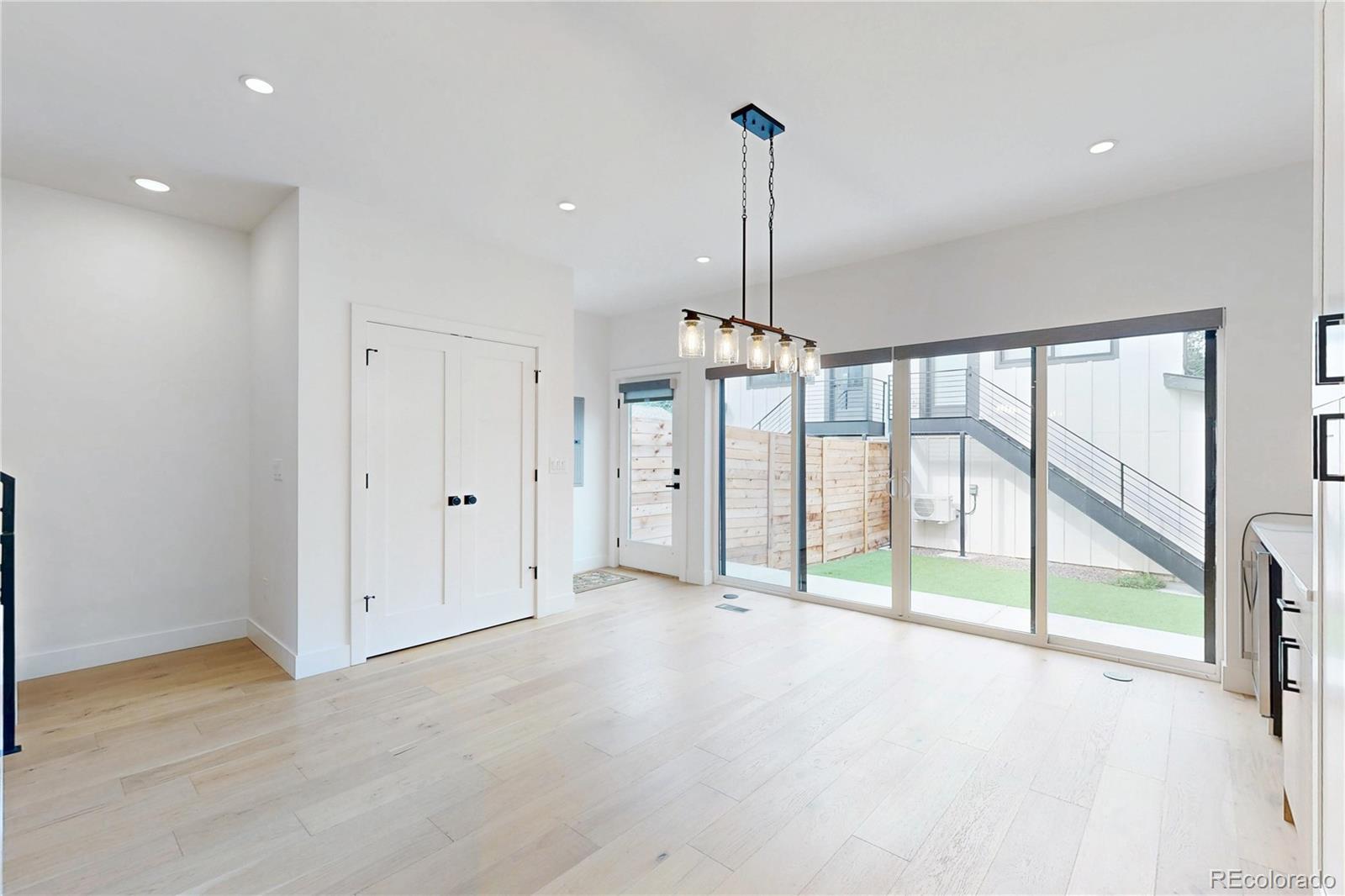 MLS Image #9 for 2403 s franklin ,denver, Colorado
