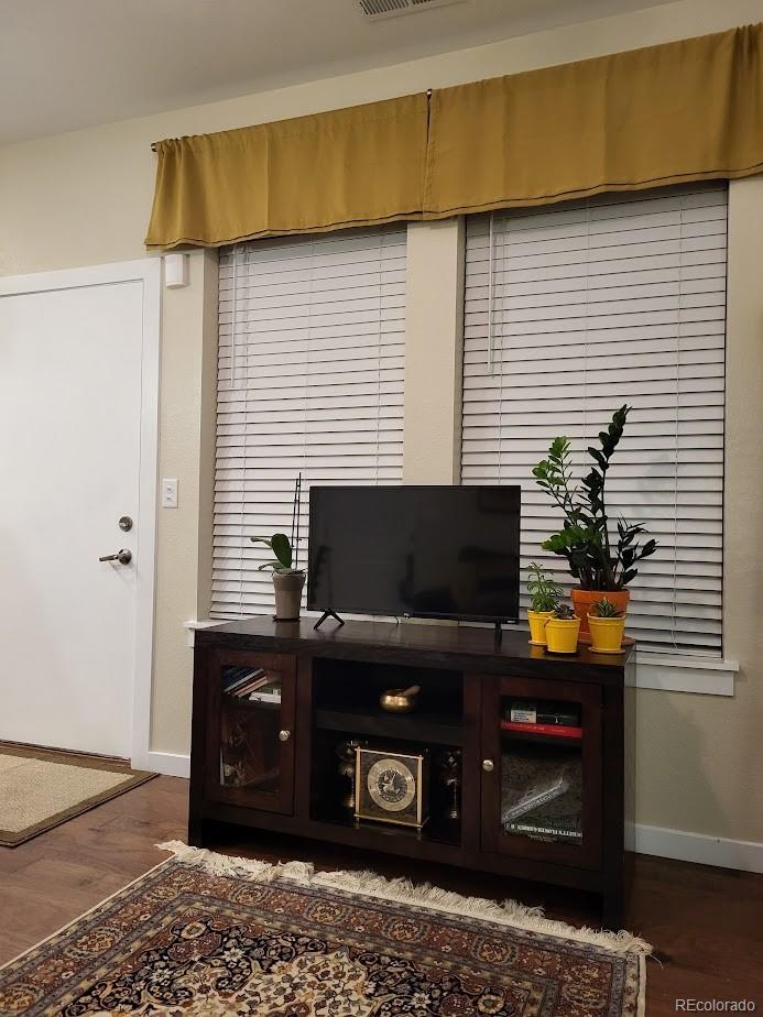 MLS Image #3 for 7805 e 21st avenue,denver, Colorado