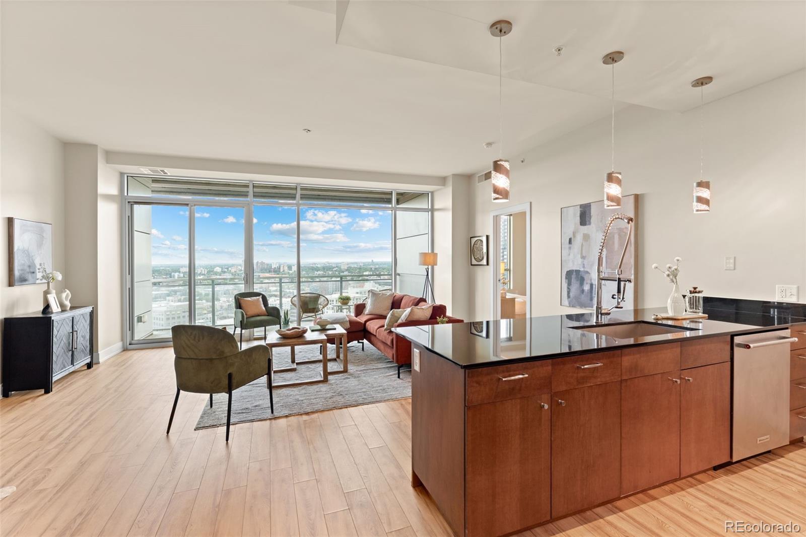 MLS Image #8 for 2001  lincoln street,denver, Colorado