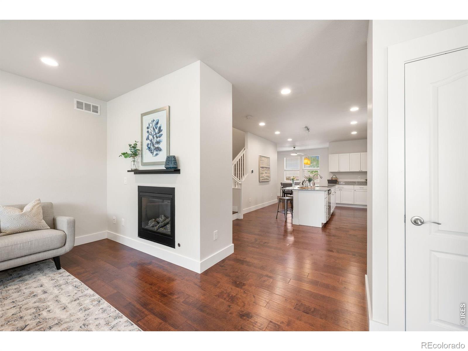 MLS Image #6 for 812 e baseline road,lafayette, Colorado