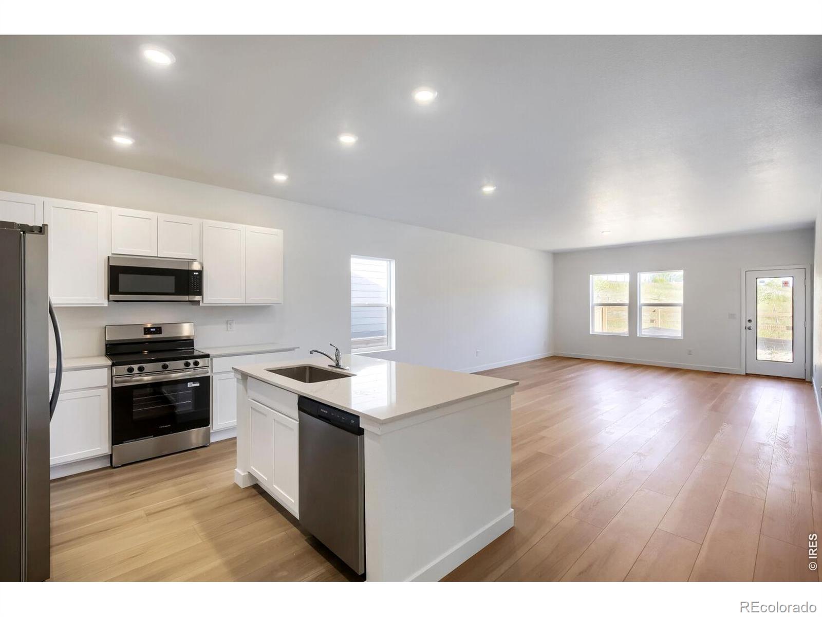 MLS Image #10 for 820  rattle road,windsor, Colorado