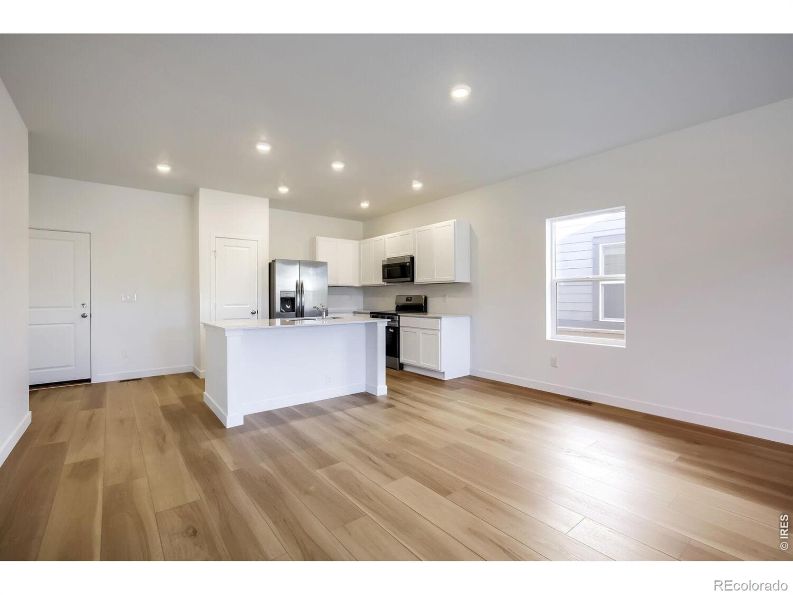 MLS Image #9 for 820  rattle road,windsor, Colorado
