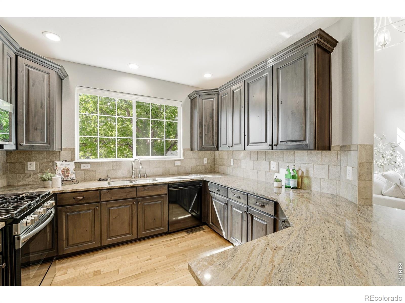 MLS Image #13 for 4706  raven run,broomfield, Colorado