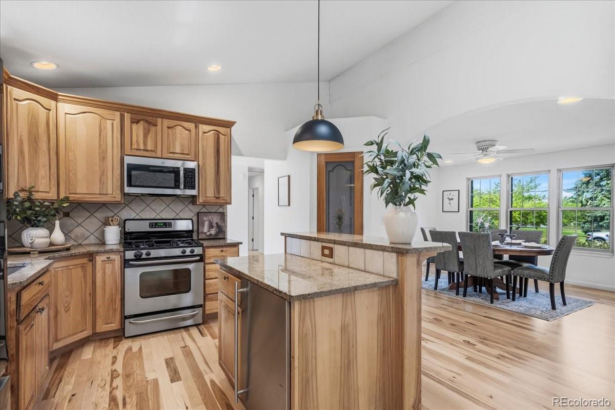 MLS Image #14 for 3035  lakeshore drive,longmont, Colorado