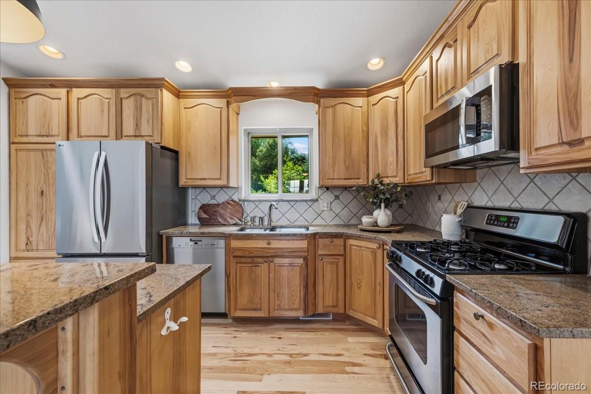 MLS Image #18 for 3035  lakeshore drive,longmont, Colorado