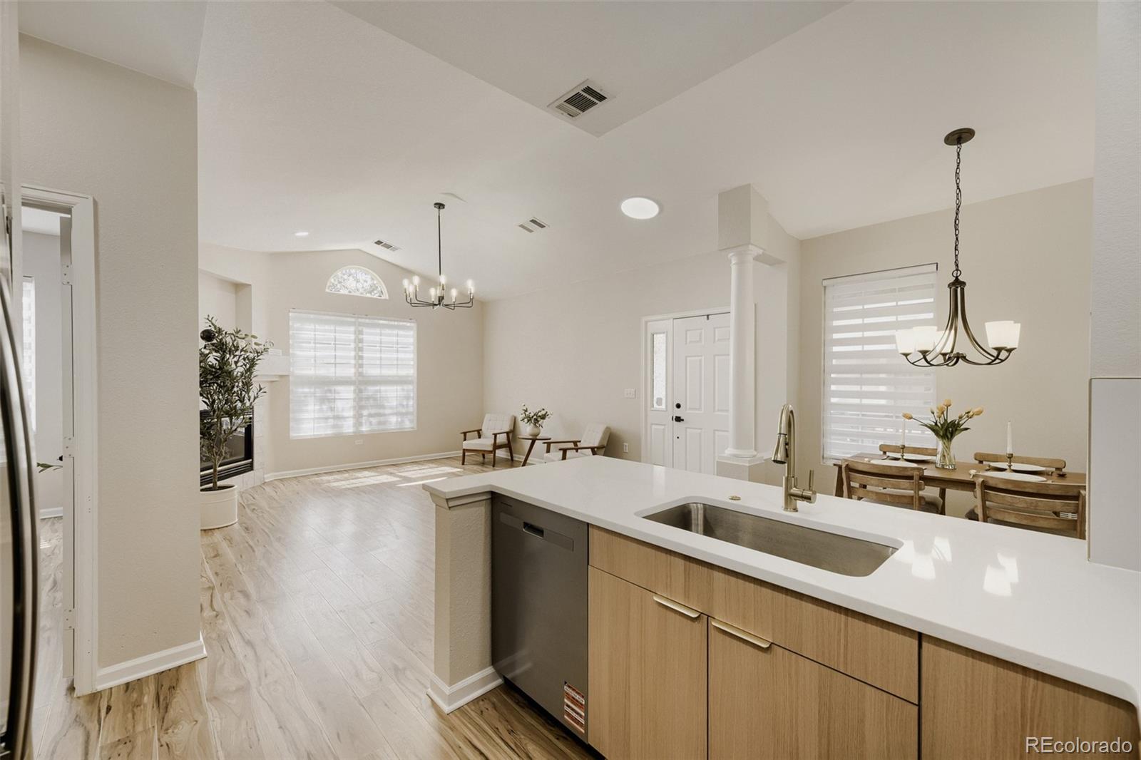 MLS Image #9 for 4045 s crystal circle,aurora, Colorado