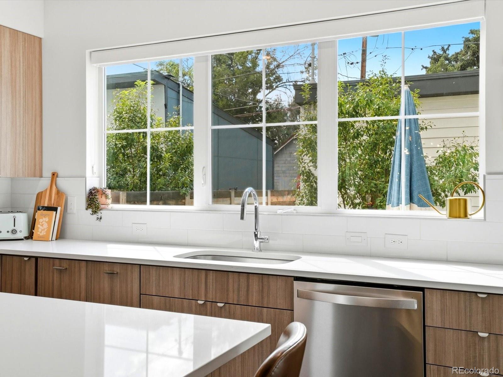 MLS Image #16 for 3231 s bannock street,englewood, Colorado