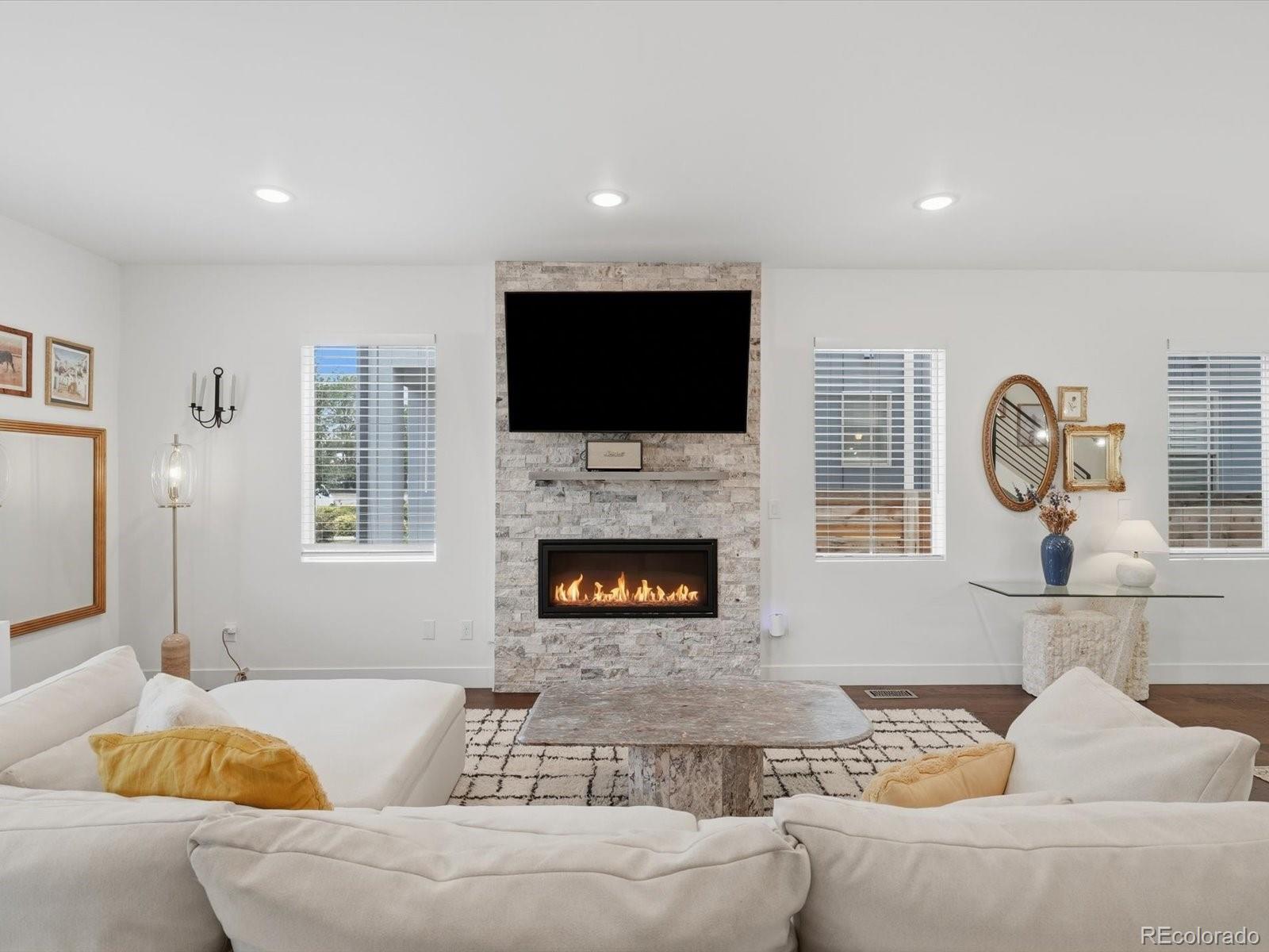 MLS Image #6 for 3231 s bannock street,englewood, Colorado