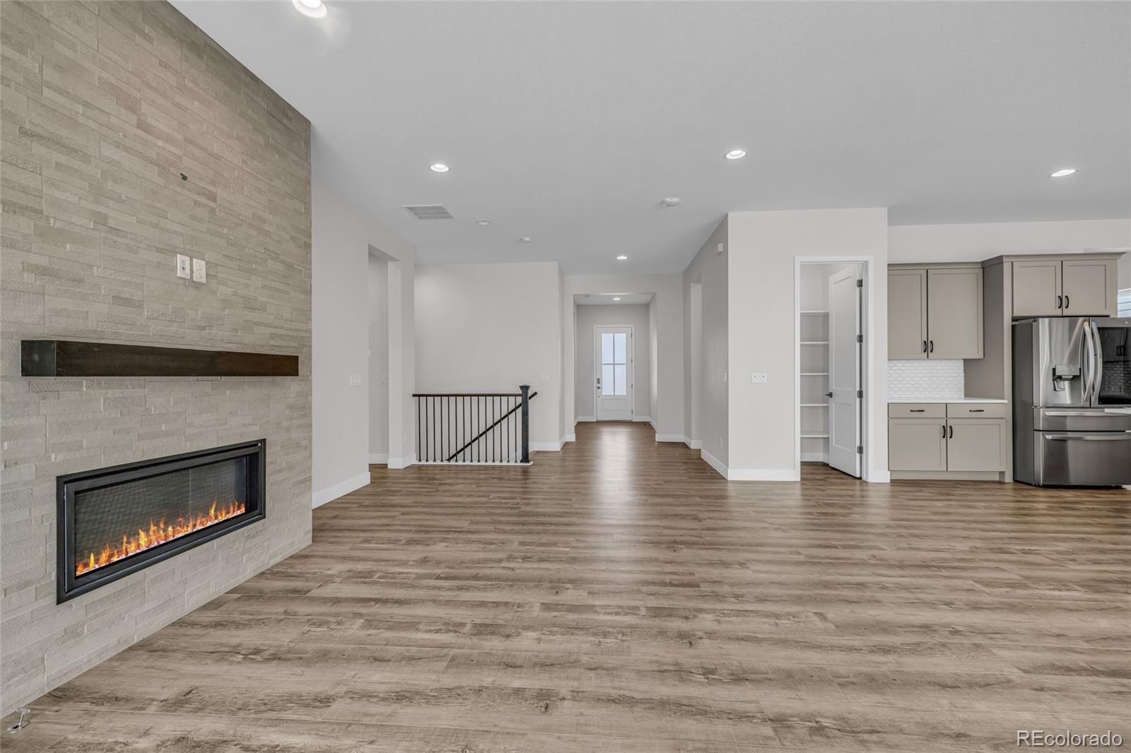 MLS Image #13 for 11384  autumn moon street,littleton, Colorado