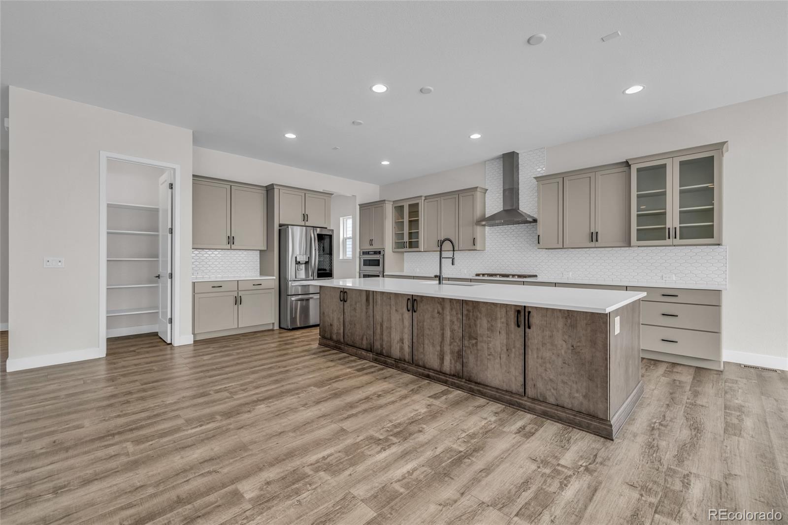 MLS Image #16 for 11384  autumn moon street,littleton, Colorado
