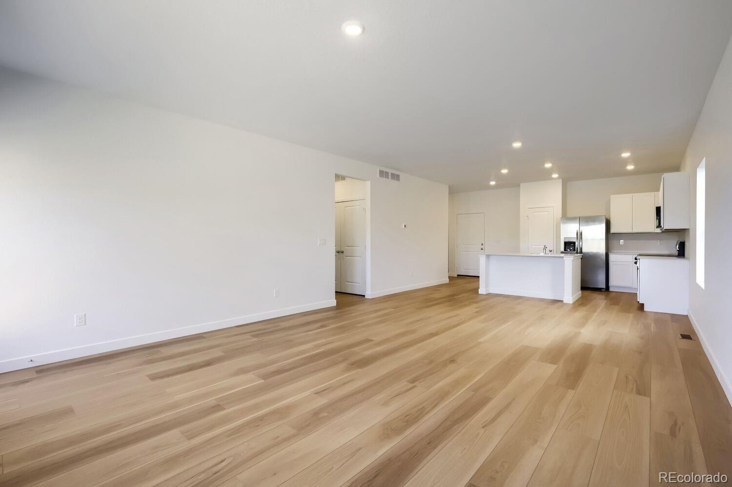 MLS Image #3 for 820  rattle road,windsor, Colorado