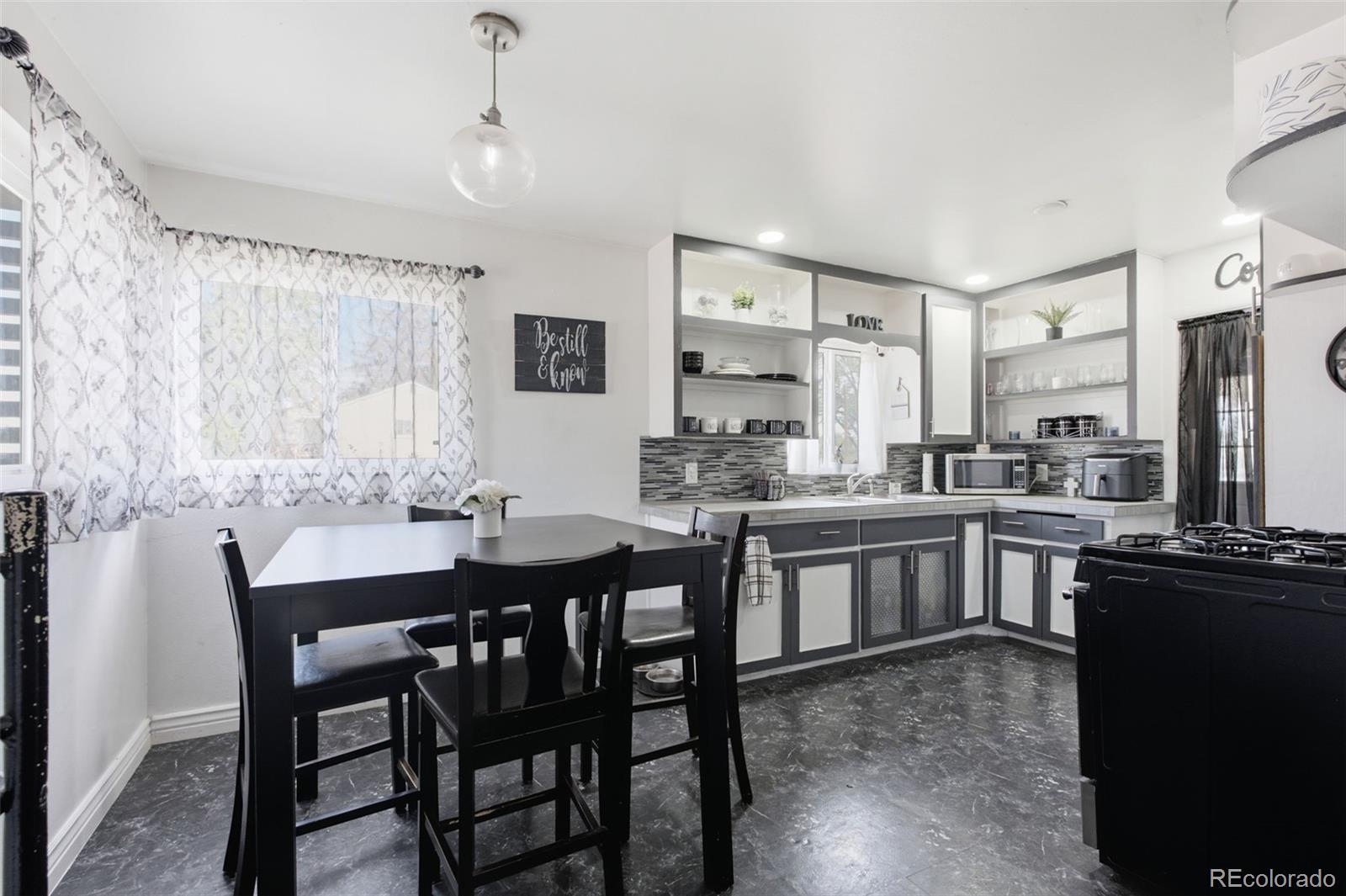MLS Image #2 for 900 s osage street,denver, Colorado