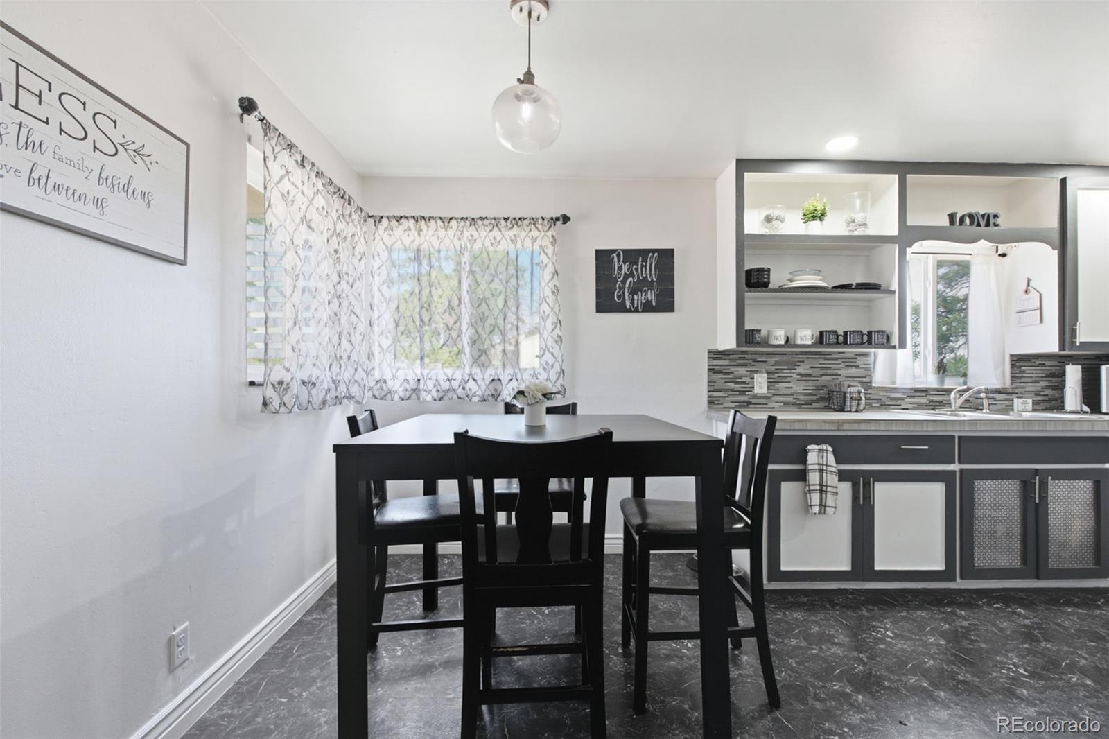 MLS Image #3 for 900 s osage street,denver, Colorado