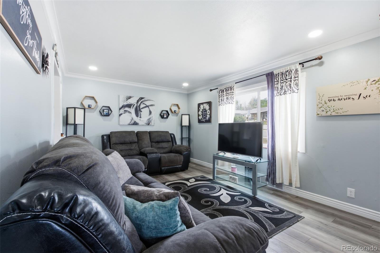 MLS Image #6 for 900 s osage street,denver, Colorado