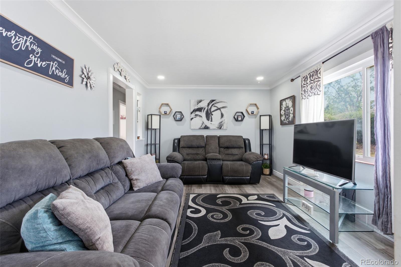 MLS Image #7 for 900 s osage street,denver, Colorado