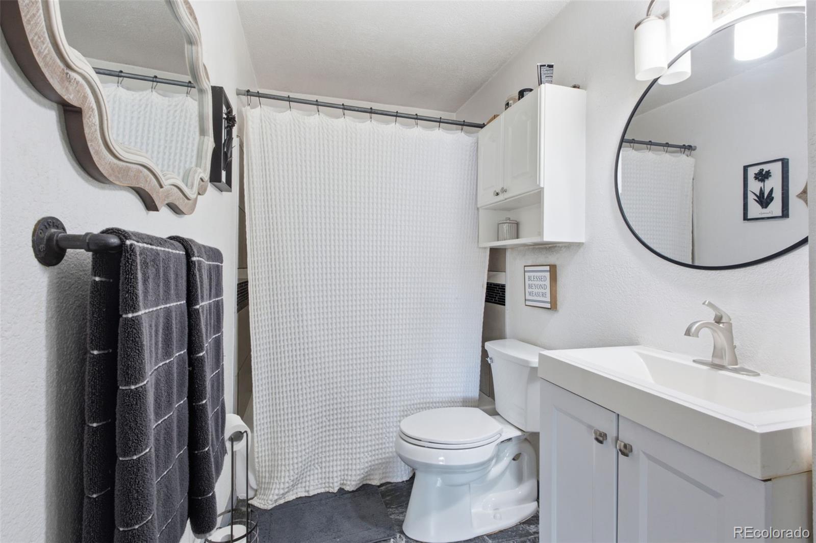 MLS Image #8 for 900 s osage street,denver, Colorado
