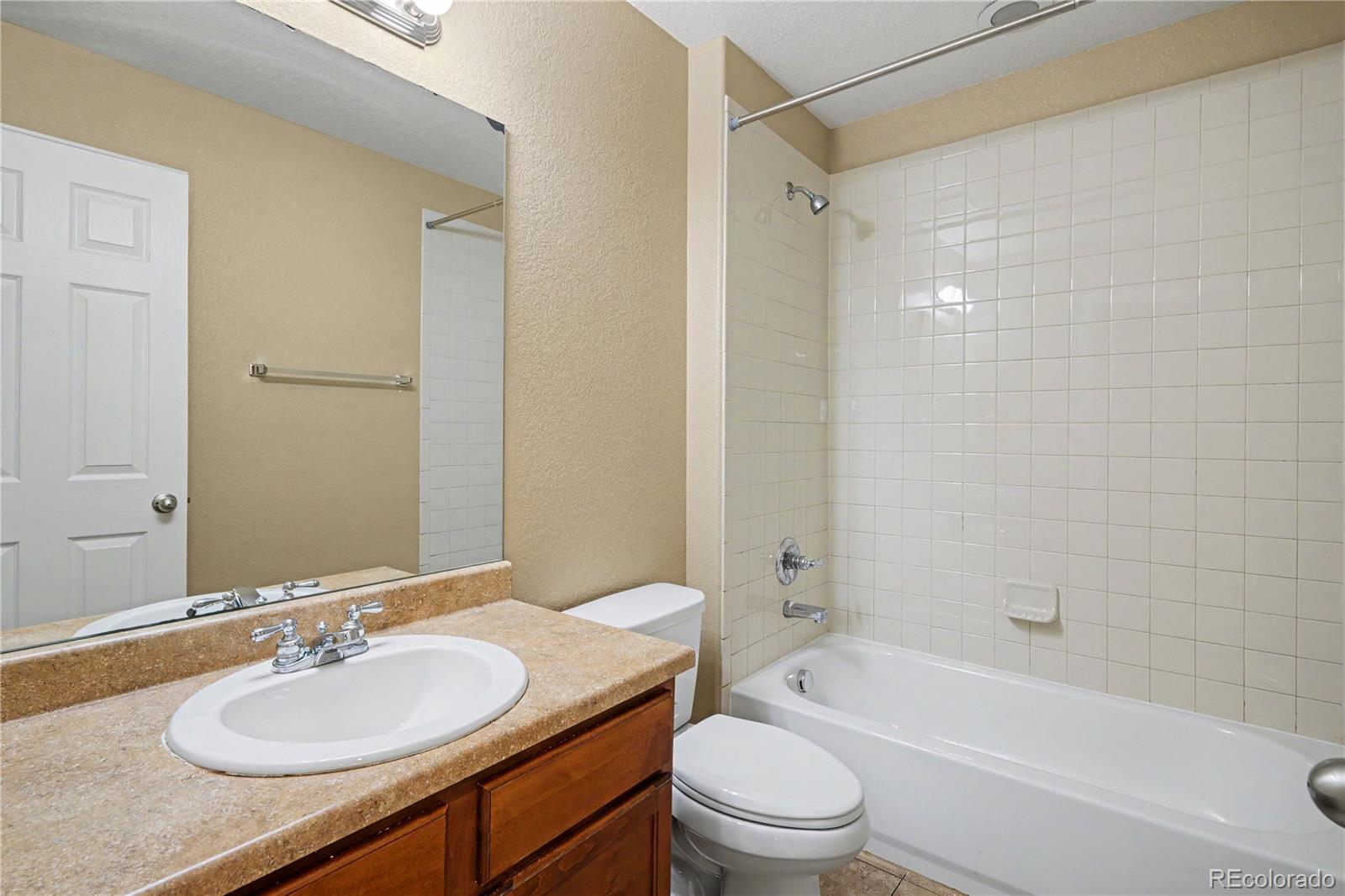 MLS Image #21 for 23469 e ottawa place,aurora, Colorado