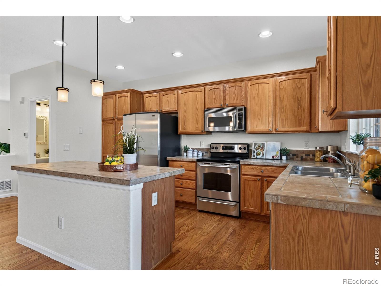 MLS Image #2 for 789  bristle pine circle,highlands ranch, Colorado