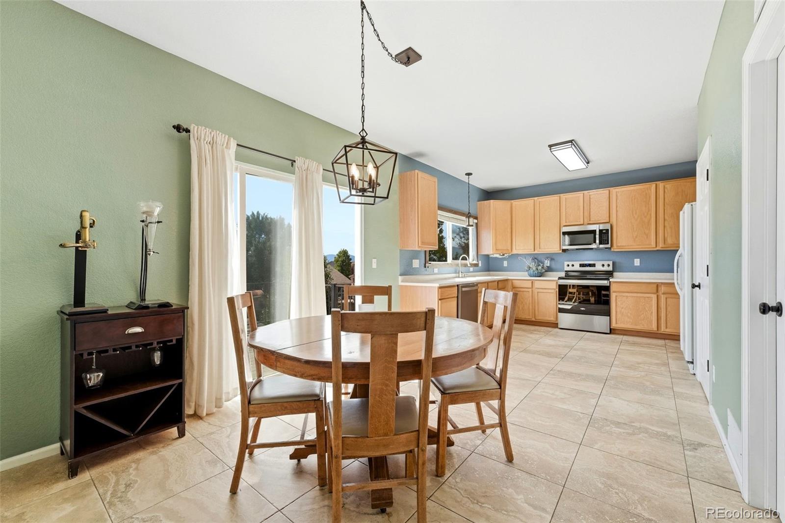 MLS Image #11 for 7105  amber ridge drive,colorado springs, Colorado