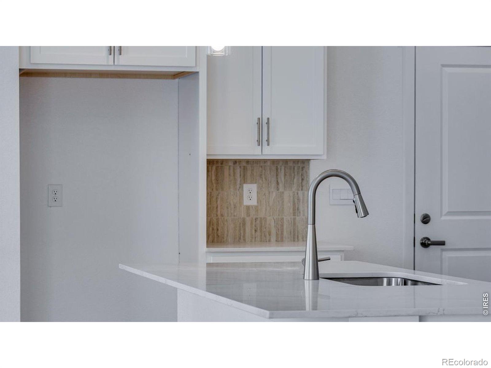 MLS Image #16 for 848  trumpet lane,windsor, Colorado