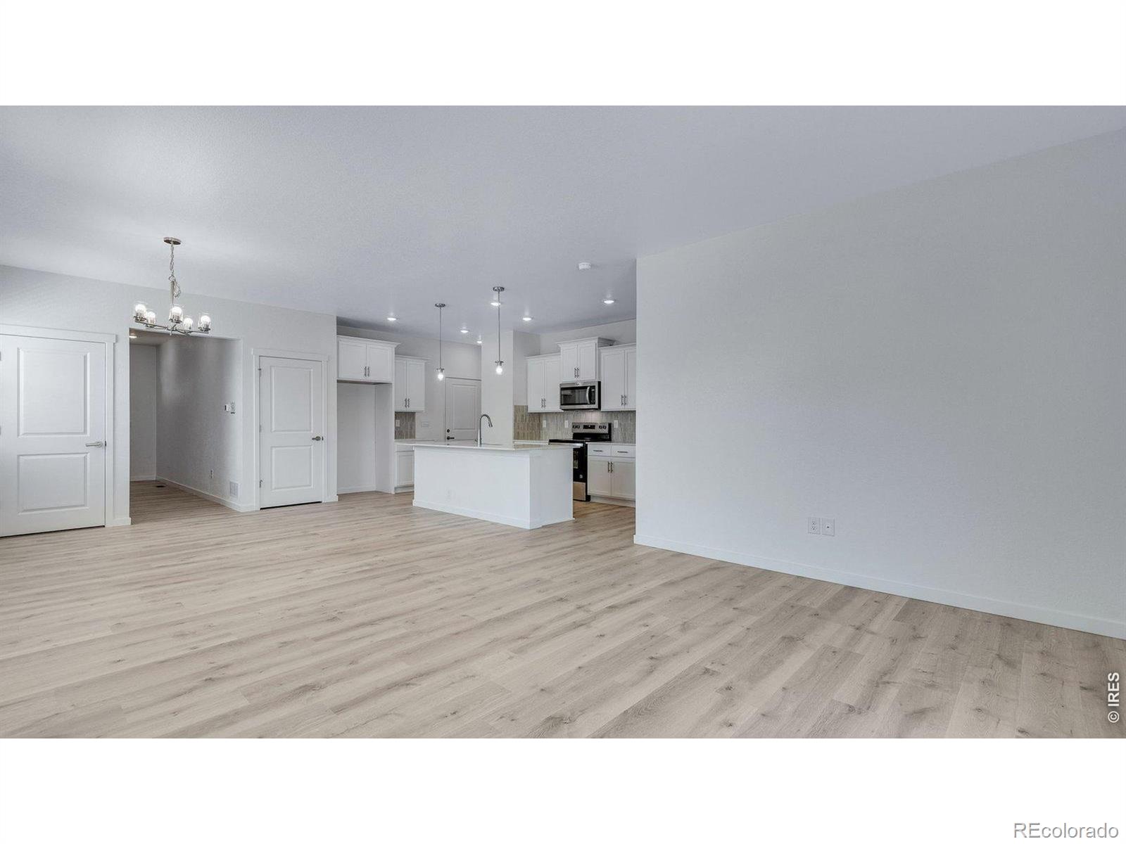 MLS Image #8 for 848  trumpet lane,windsor, Colorado