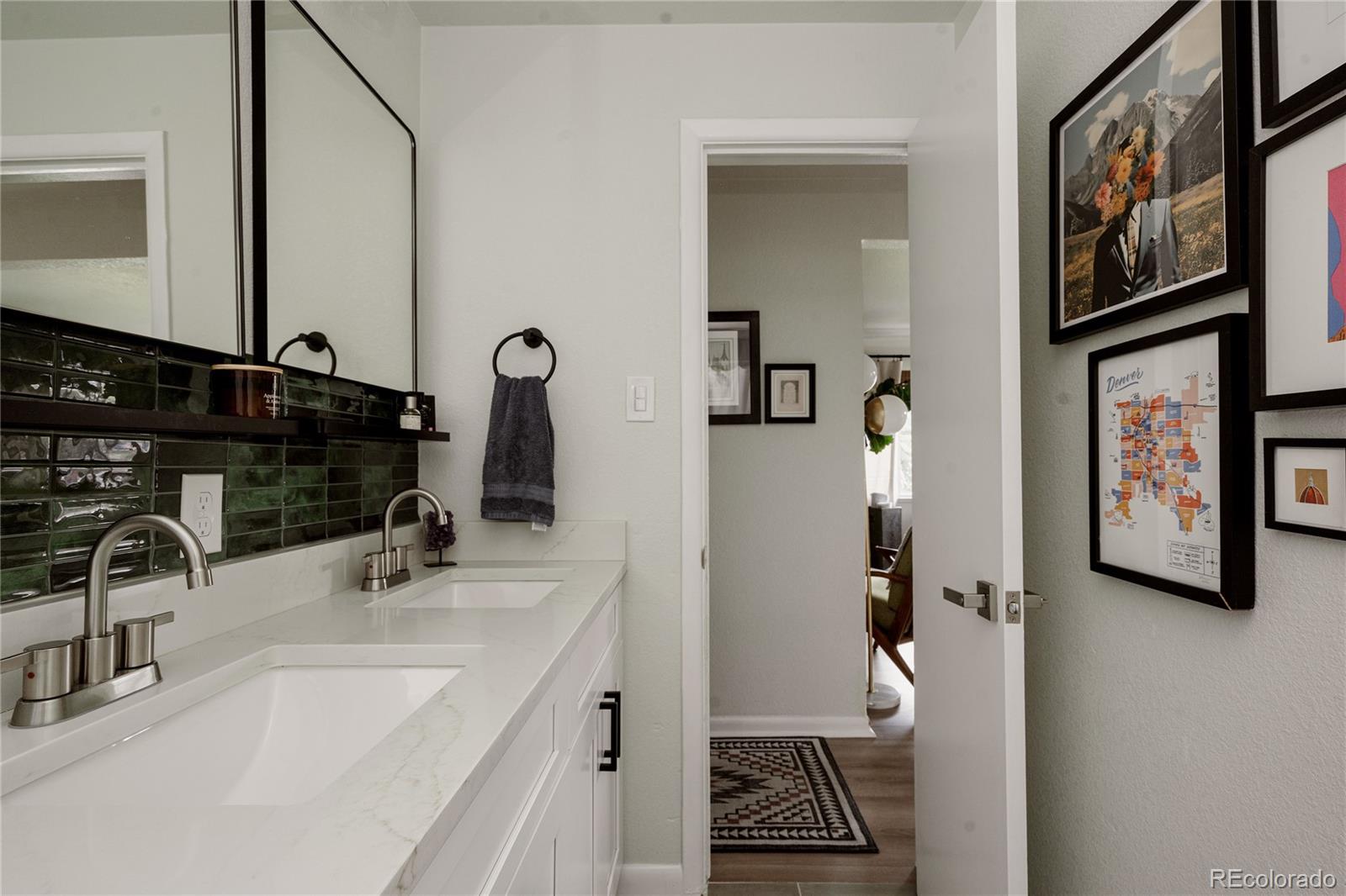 MLS Image #14 for 3233  jasmine street,denver, Colorado