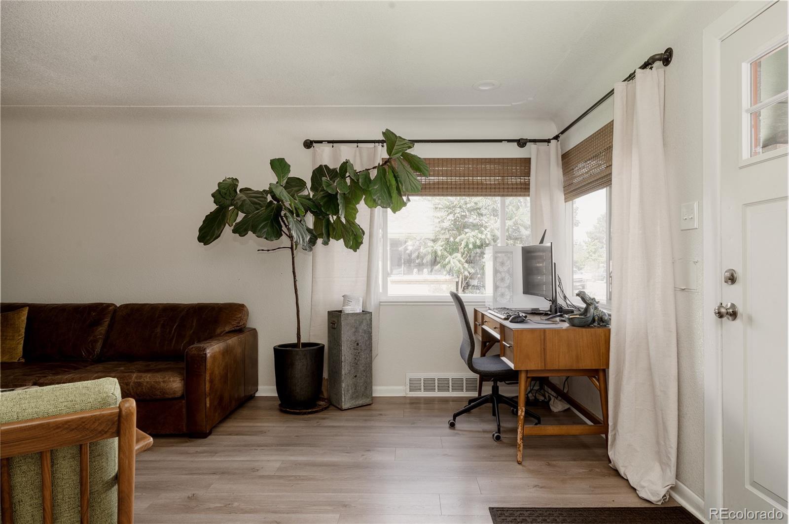 MLS Image #2 for 3233  jasmine street,denver, Colorado