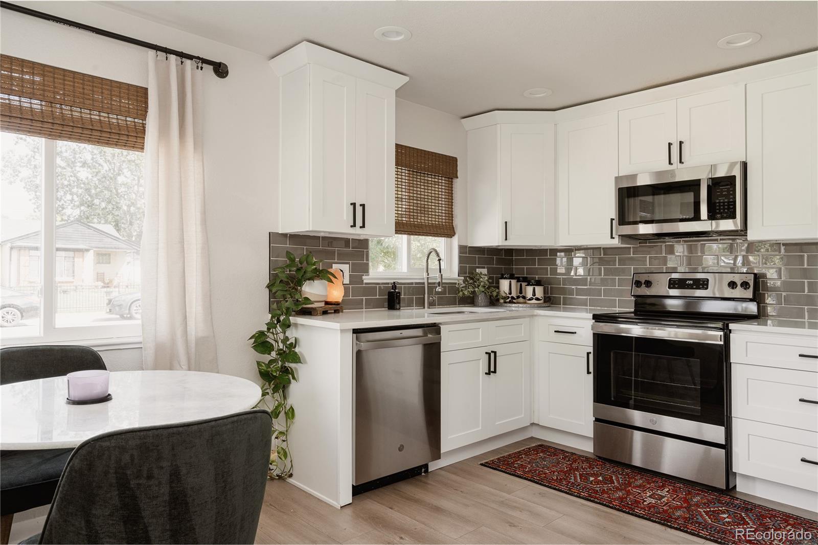 MLS Image #5 for 3233  jasmine street,denver, Colorado