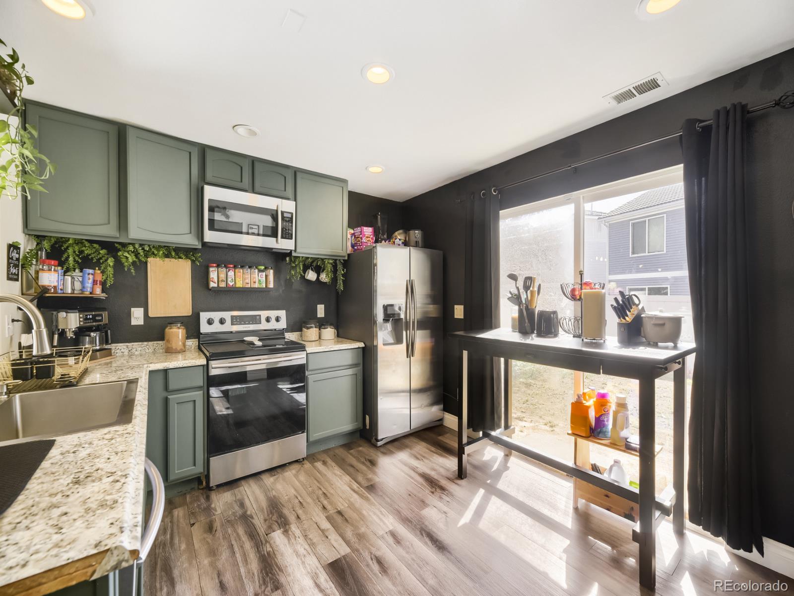 MLS Image #18 for 5541  flanders way,denver, Colorado